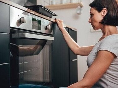When an Oven Refuses to Switch On - ProMaster Has the Answer!